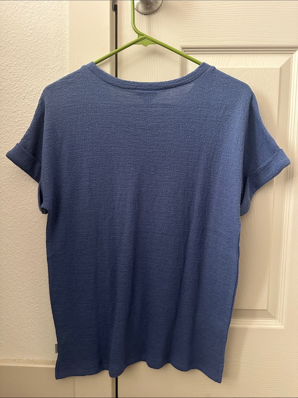 Eddie Bauer Women's Short Sleeve Tee - Blubird Blue - Picture 4 of 5